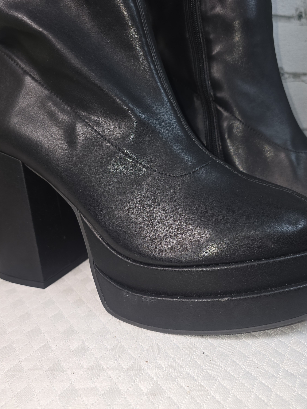 TORRID CHUNKY DOUBLE PLATFORM STRETCH KNEE HIGH BLACK BOOTS WOMENS SIZE 13 NWT - Picture 2 of 10